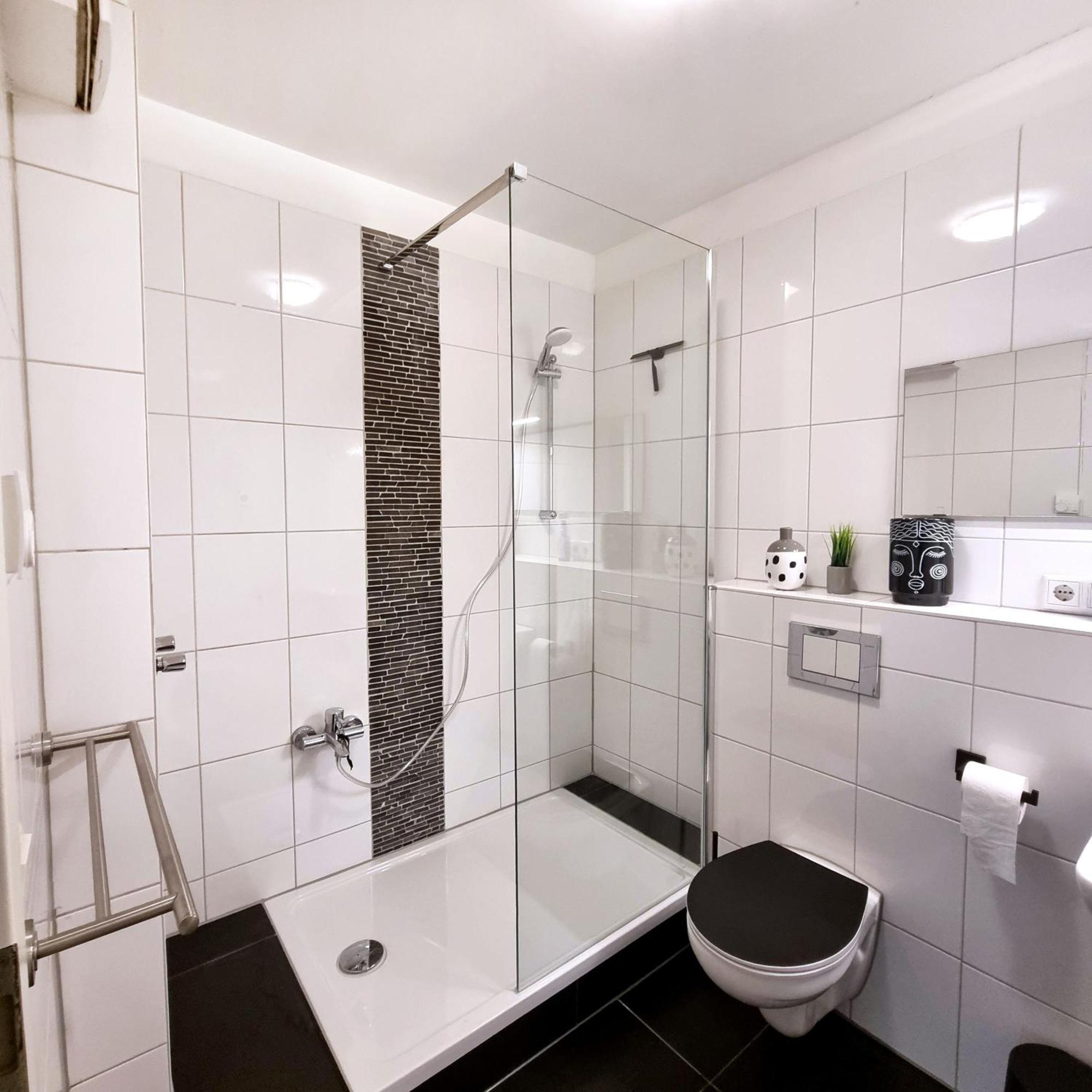 Apartment Koeln Rath Colónia Exterior foto